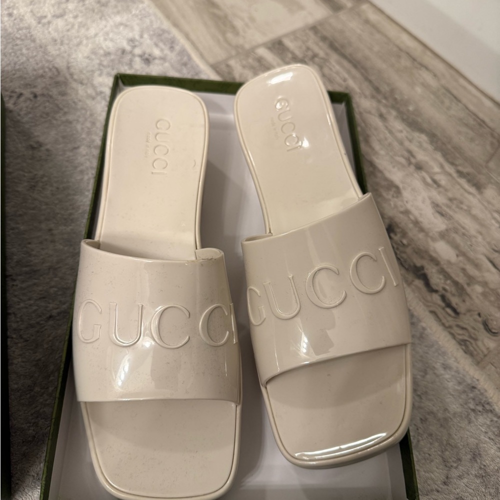 Gucci Women's Beige Slide Sandals